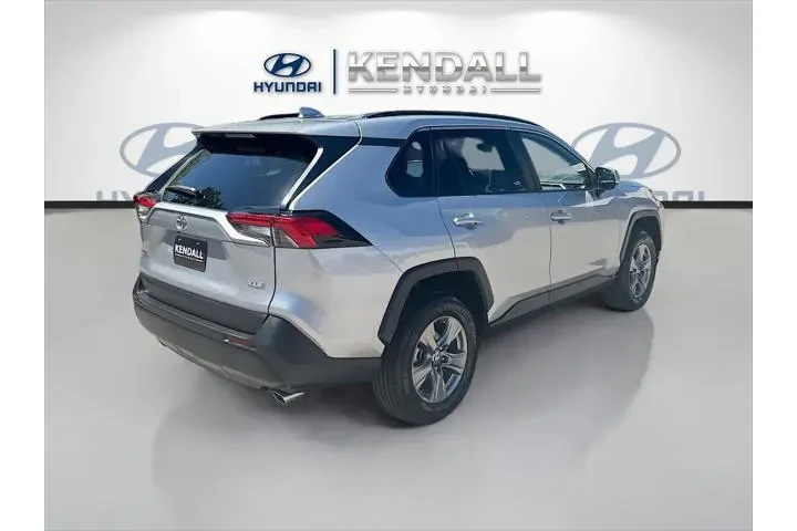 $24638 : Toyota RAV4 2024 XLE 4dr SUV image 3