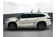 $26000 : Toyota Highlander 2020 AWD X thumbnail