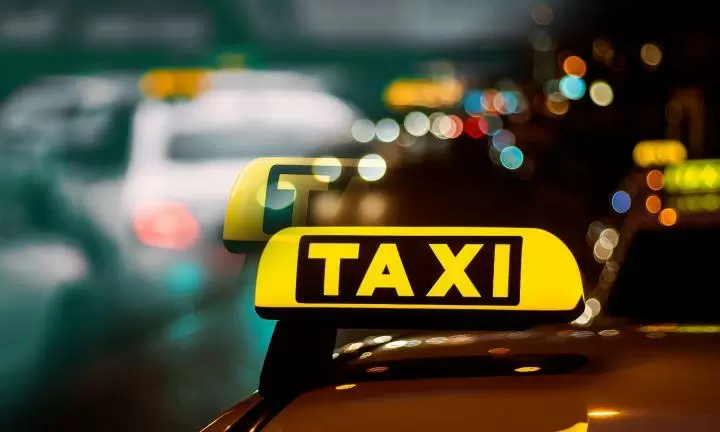 MR TAXI image 2