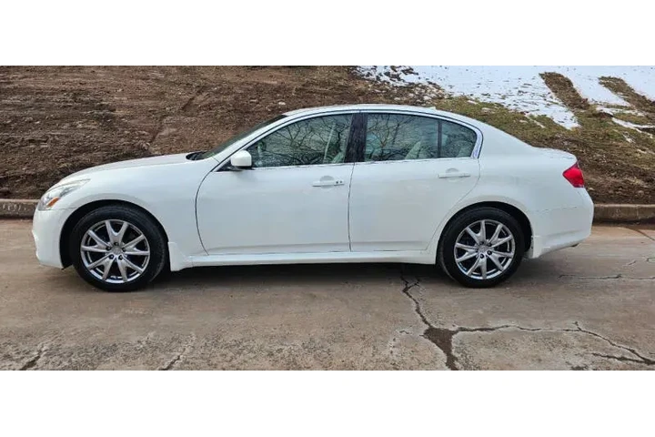 $7995 : 2011 G37 Sedan x Sport Appear image 7