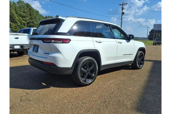 $37500 : Jeep Grand Cherokee 2024 4x2 image 4