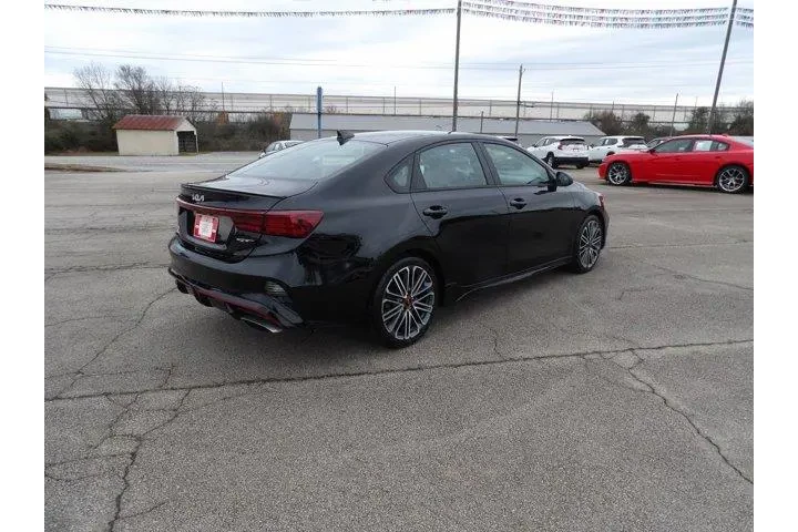 $19998 : Kia Forte 2023 GT 4dr Sedan image 4