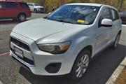 $8990 : PRE-OWNED 2013 MITSUBISHI OUT thumbnail