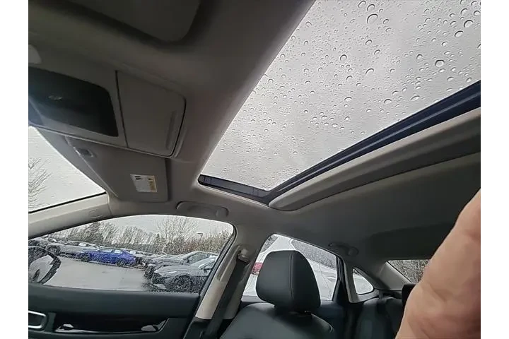 $26998 : Honda Civic 2024 Touring 4dr image 8