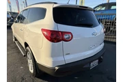 $5995 : 2011 Traverse LT thumbnail