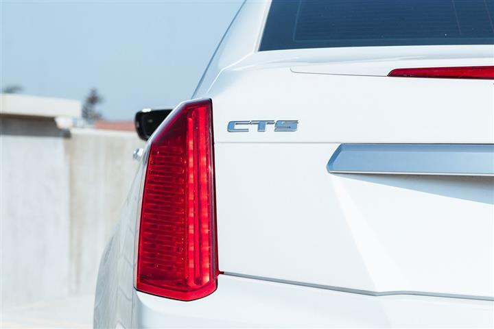 2016 CTS Sedan Luxury Collect image 6