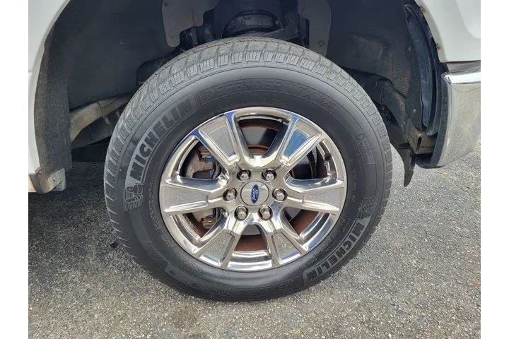 $20301 : Ford F-150 2015 4x2 XL 4dr S image 7