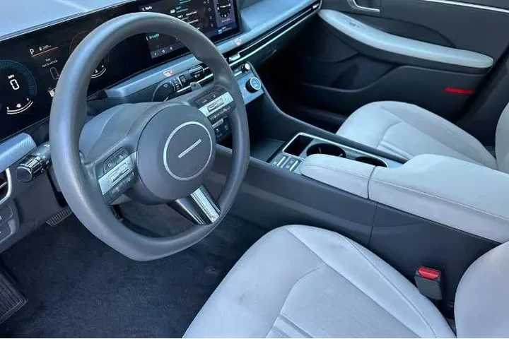 $21564 : Hyundai SONATA 2025 SEL 4dr image 4