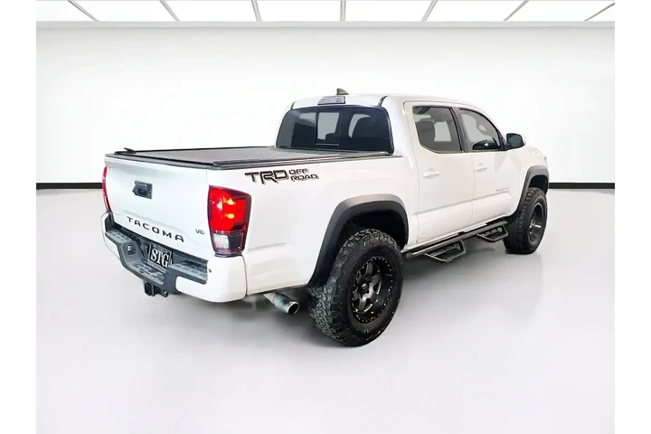 $25588 : Toyota Tacoma 2018 4x2 TRD O image 1