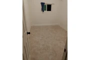 $700 : Cuarto con parking Santa ana thumbnail