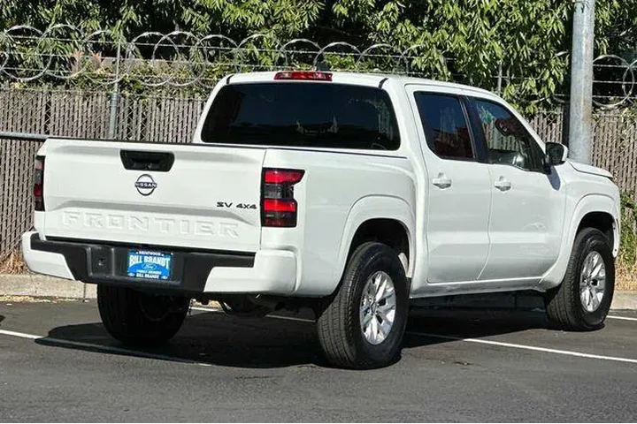 $26310 : Nissan Frontier 2024 4x4 S 4 image 3