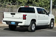 $26310 : Nissan Frontier 2024 4x4 S 4 thumbnail