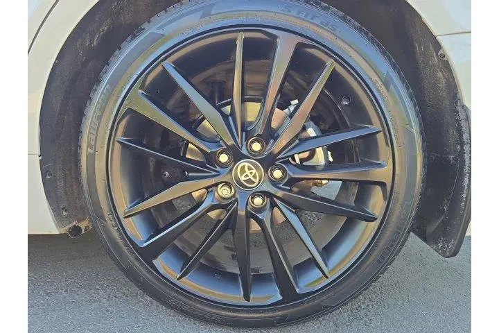 $32995 : Toyota Camry Hybrid 2024 XSE image 6