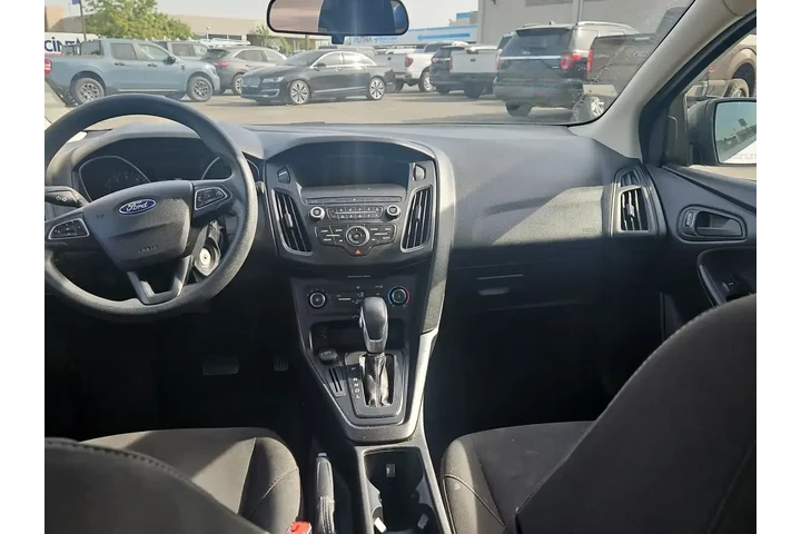 $9000 : Ford Focus 2018 S 4dr Sedan image 10