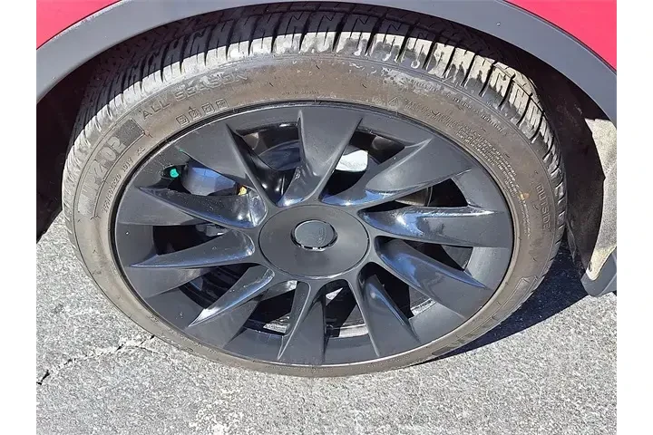 $23490 : Tesla Model Y 2022 AWD Long image 10