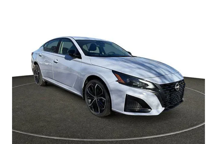 $25910 : Nissan Altima 2025 AWD 2.5 S image 7