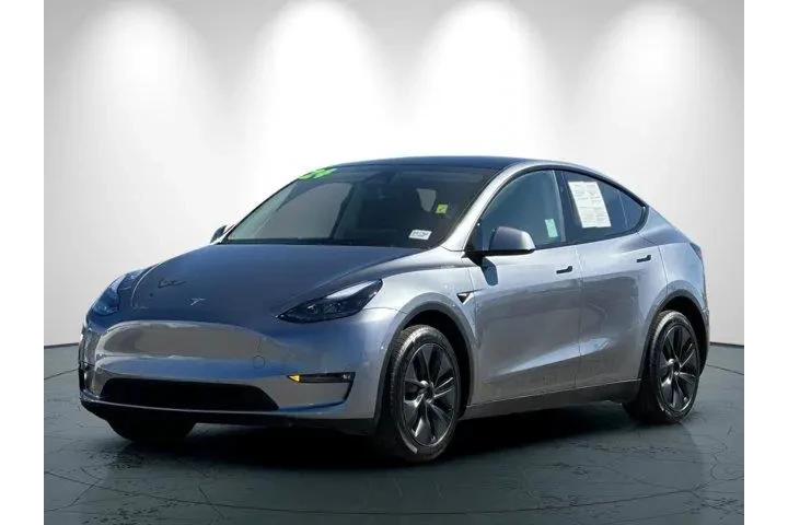 $39998 : Tesla Model Y 2024 AWD Long image 8