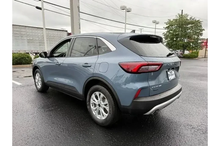 $21452 : Ford Escape 2024 AWD Active image 4