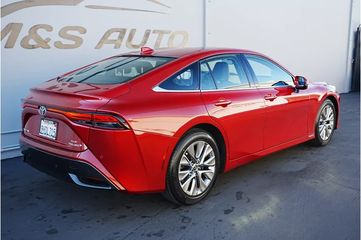 $9067 : 2023 Mirai image 4