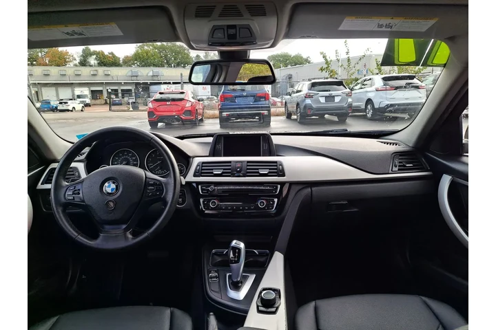 $11800 : 2017 BMW 3 SERIES 320I XDRIVE image 9