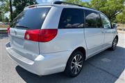 $4950 : 2006 Sienna XLE 7 Passenger thumbnail