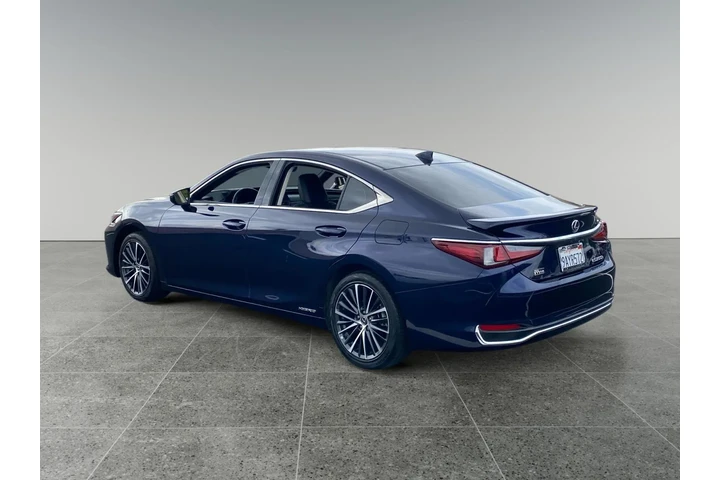 $34477 : Lexus ES 300h 2022 4dr Sedan image 3
