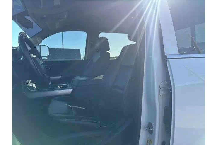 $39982 : Chevrolet Silverado 2500HD 2 image 10