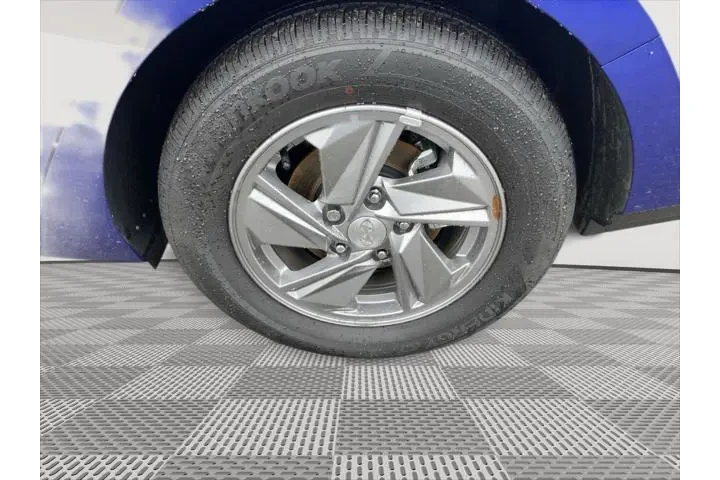 $21488 : Hyundai ELANTRA 2025 SE 4dr image 9