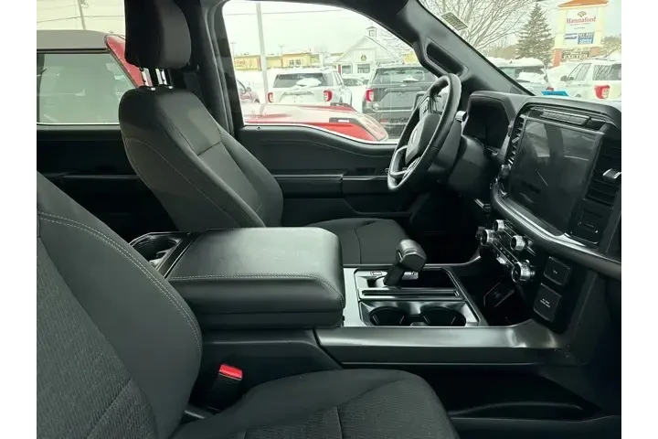 $38962 : Ford F-150 2024 4x4 XLT 4dr image 4