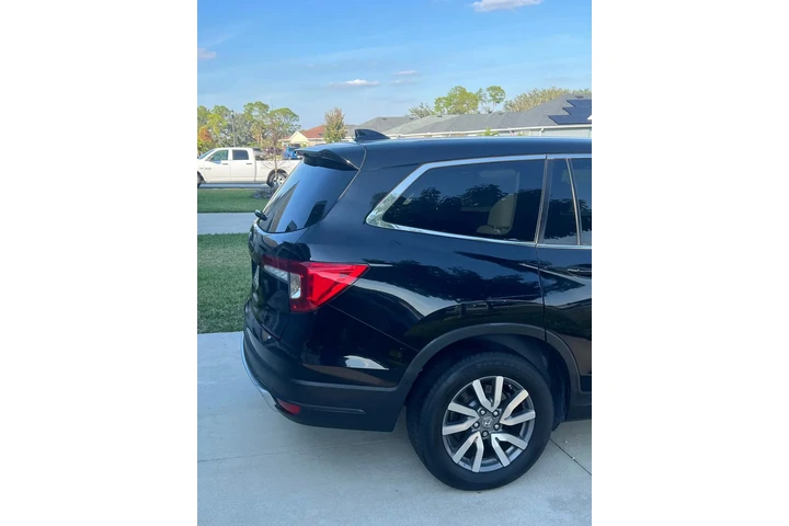 $11000 : 2019 Honda Pilot EX-L image 5