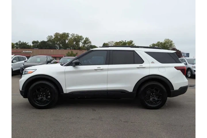 $23972 : 2021 Explorer Timberline image 9