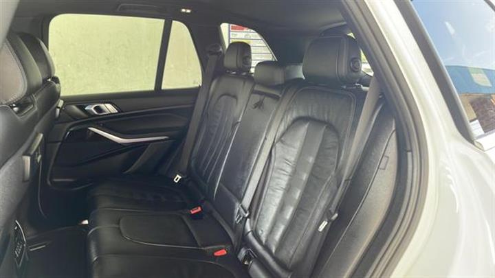 $28250 : 2019 BMW X52019 BMW X5 image 6