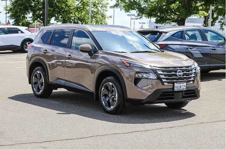$22992 : Nissan Rogue 2024 AWD SV 4dr image 6