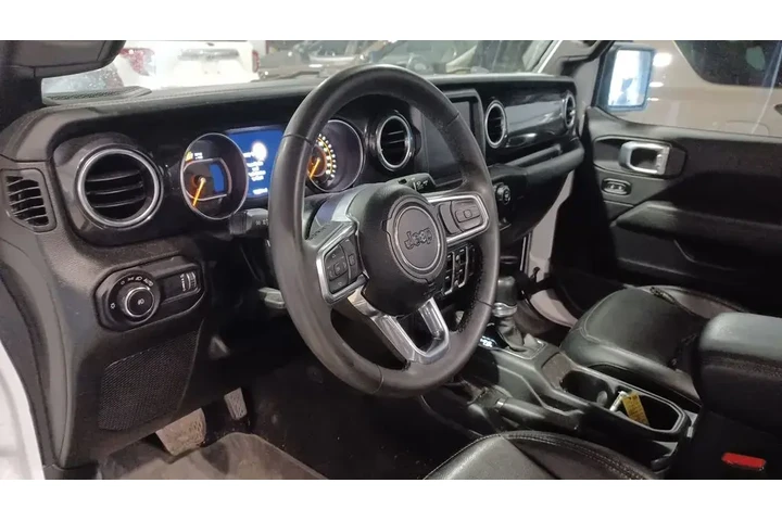 $32534 : Jeep Wrangler 2023 4x4 Sahar image 4