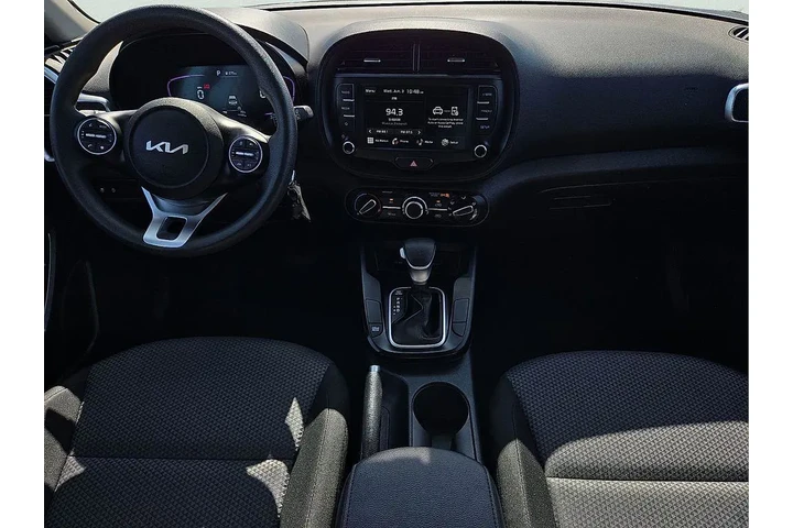 $22000 : Kia Soul 2025 LX 4dr Crossov image 10