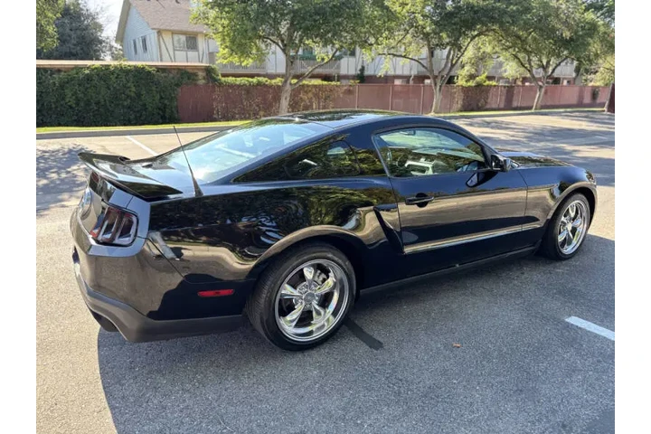 $23995 : 2012 Mustang GT Premium image 9