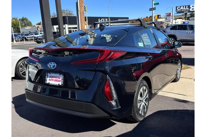 $19895 : Toyota Prius Prime 2021 LE 4 image 4