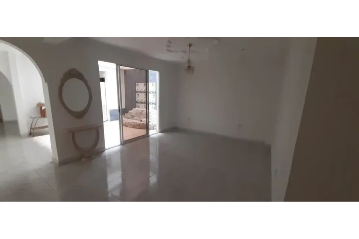 $1050000000 : CASA LIDO CALI ,RENTABLE image 4