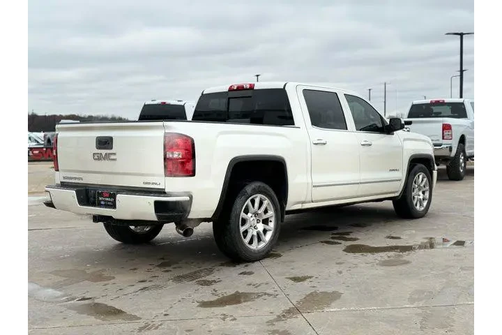$24800 : GMC Sierra 1500 2015 4x4 Den image 2