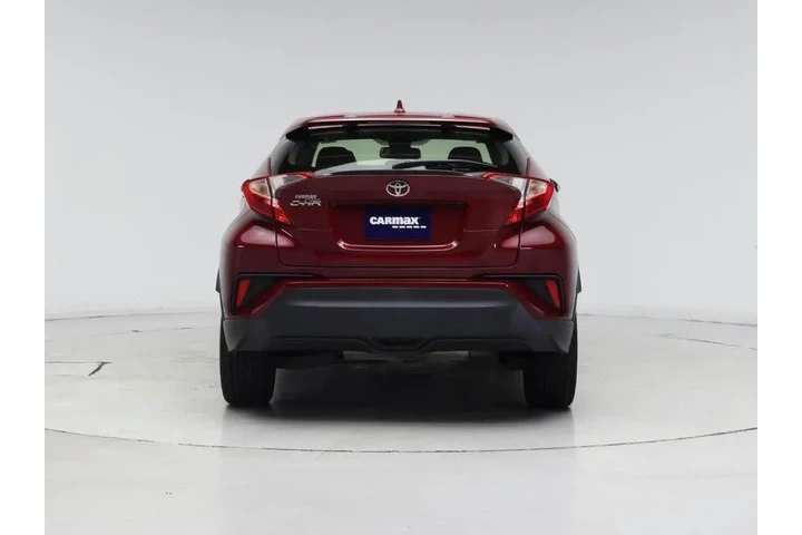 $21998 : Toyota C-HR 2019 XLE 4dr Cro image 6