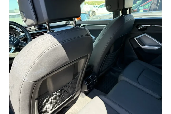 $25750 : Audi Q3 2022 AWD quattro S l image 9