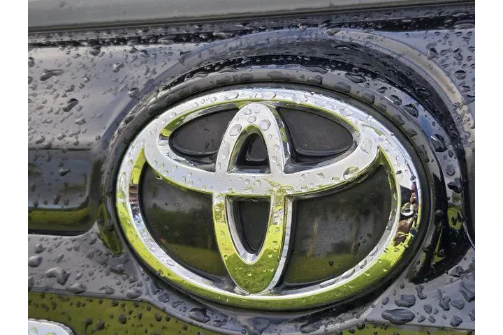 $28500 : Toyota 4Runner 2017 4x2 SR5 image 8