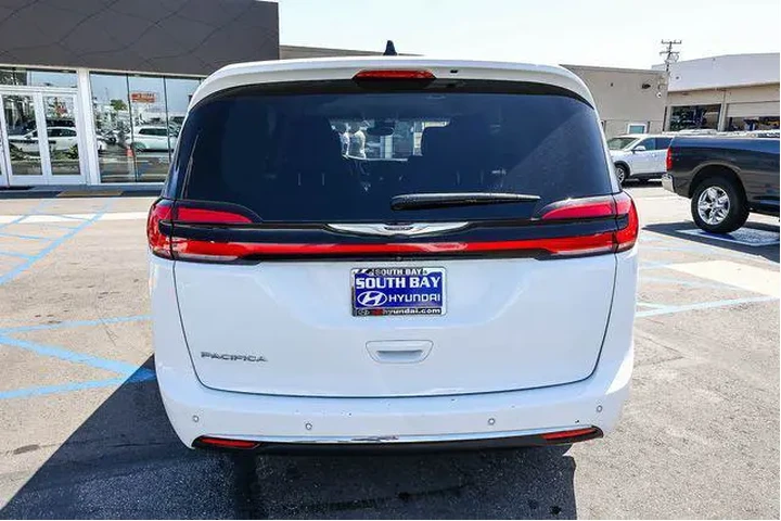 $23998 : Chrysler Pacifica 2023 Touri image 5