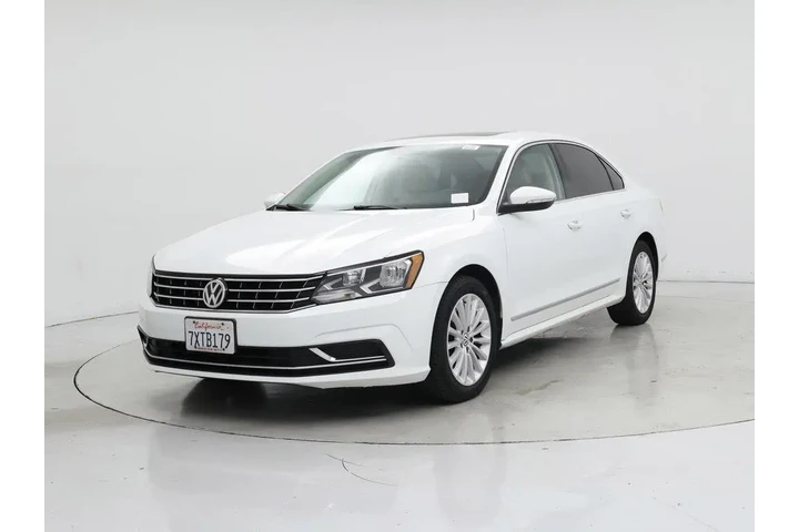 $13998 : Volkswagen Passat 2017 1.8T image 4