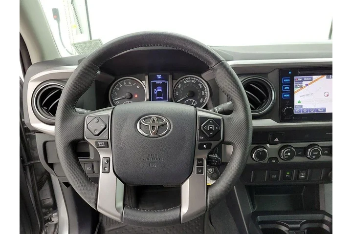 $35998 : Toyota Tacoma 2019 4x4 SR5 V image 10