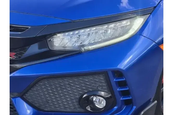 $37309 : Honda Civic 2018 Type R Tour image 9