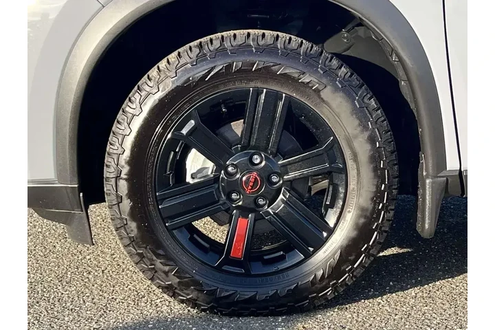 $27985 : Nissan Rogue 2025 AWD SV 4dr image 8