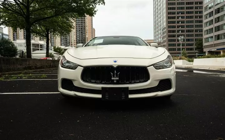 $20000 : 2015 MASERATI GHIBLI image 9