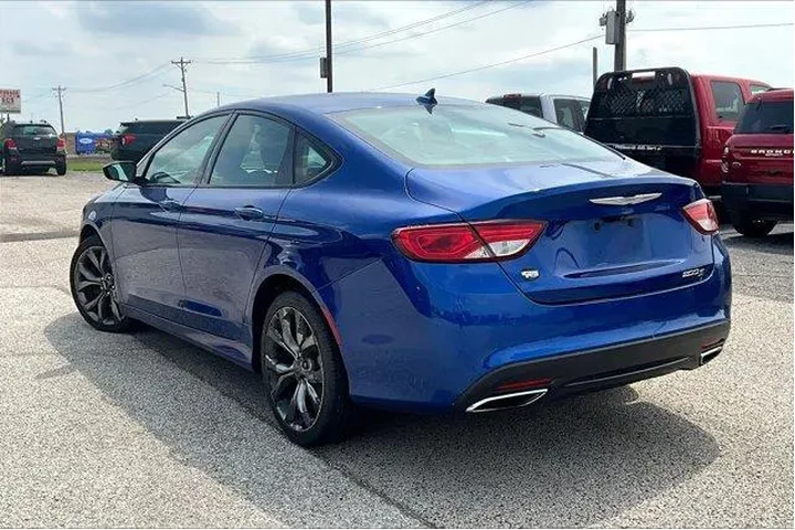 $9100 : Chrysler 200 2015 S 4dr Seda image 5