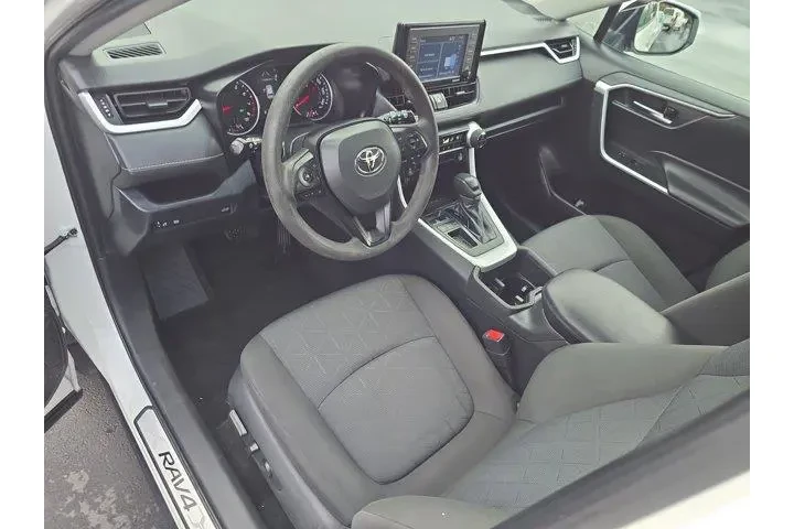 $26995 : Toyota RAV4 2022 XLE 4dr SUV image 7